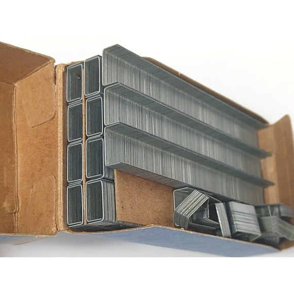 Vintage Bostitch Attached and Chisels Staples OPEN BOXES READ - Picture 3 of 9